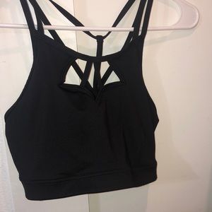 Adorable Victoria’s Secret sports bra